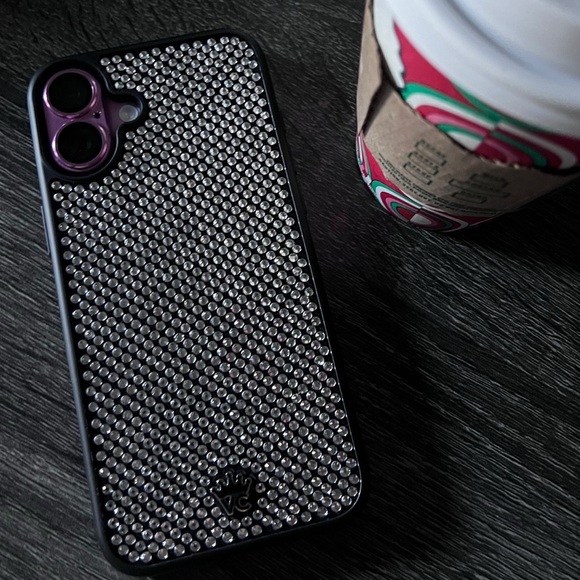 Iphone 16 plus VC bling case used - Picture 2 of 13